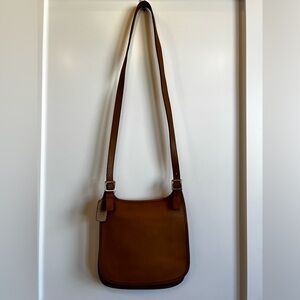 VINTAGE Coach Camel Leather Slim Hippie Flap Crossbody Bag 9135
